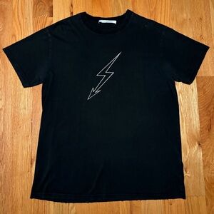 Givenchy World Tour Oversized Tshirt 🔥